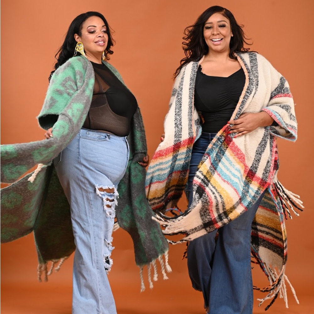 Wool sweater open plus size